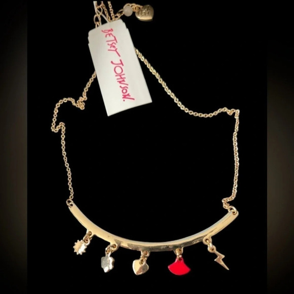 BETSEY JOHNSON Multiple Charms Charm Necklace Crystals Bling New NWT - Picture 2 of 4